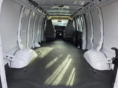 2025 Chevrolet Express Cargo 3500 WT