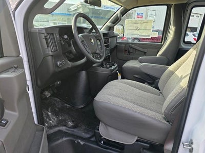 2025 Chevrolet Express Cargo 3500 WT