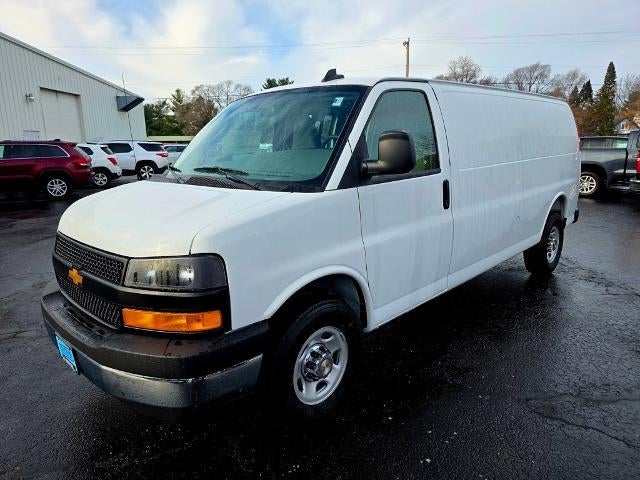 2025 Chevrolet Express Cargo 3500 WT
