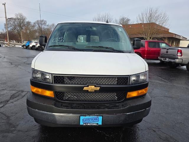 2025 Chevrolet Express Cargo 3500 WT