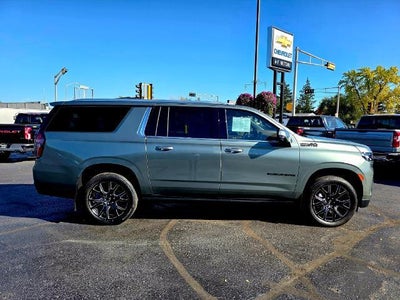 2023 Chevrolet Suburban High Country