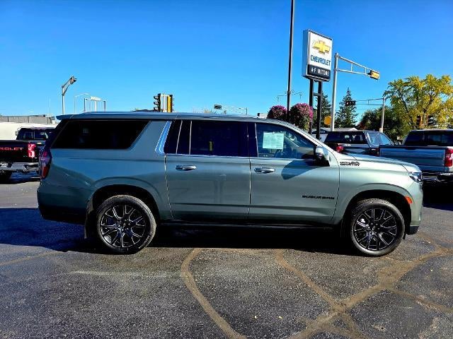 2023 Chevrolet Suburban High Country