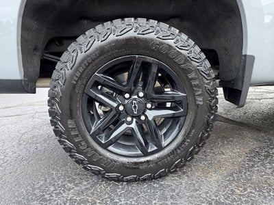2025 Chevrolet Silverado 1500 Custom Trail Boss