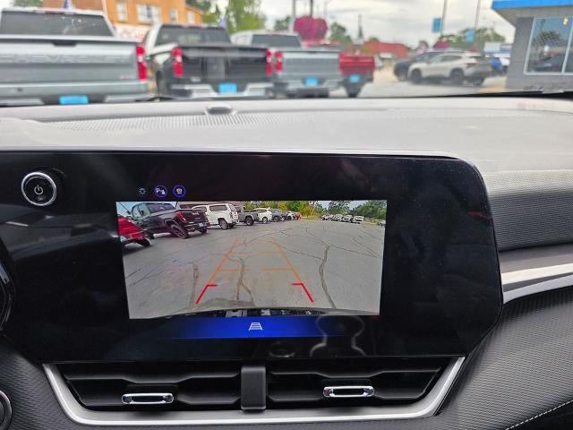 2027 Chevrolet Equinox LT - Photo 18