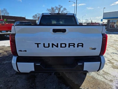 2024 Toyota Tundra 4WD SR5